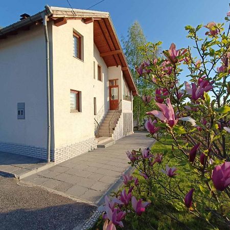 Holiday Home Green Sarajevo Eksteriør billede