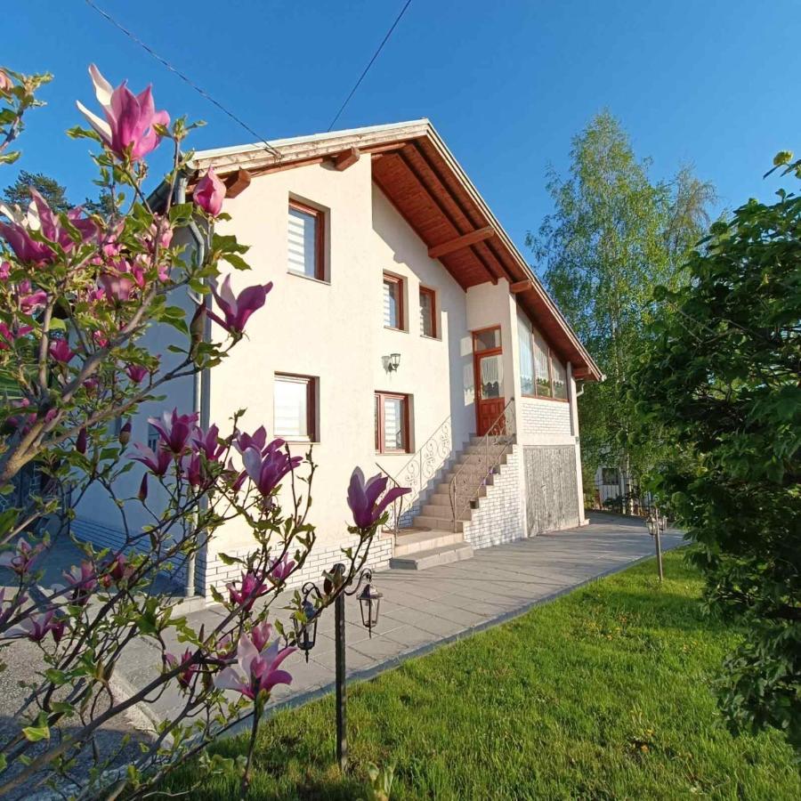 Holiday Home Green Sarajevo Eksteriør billede