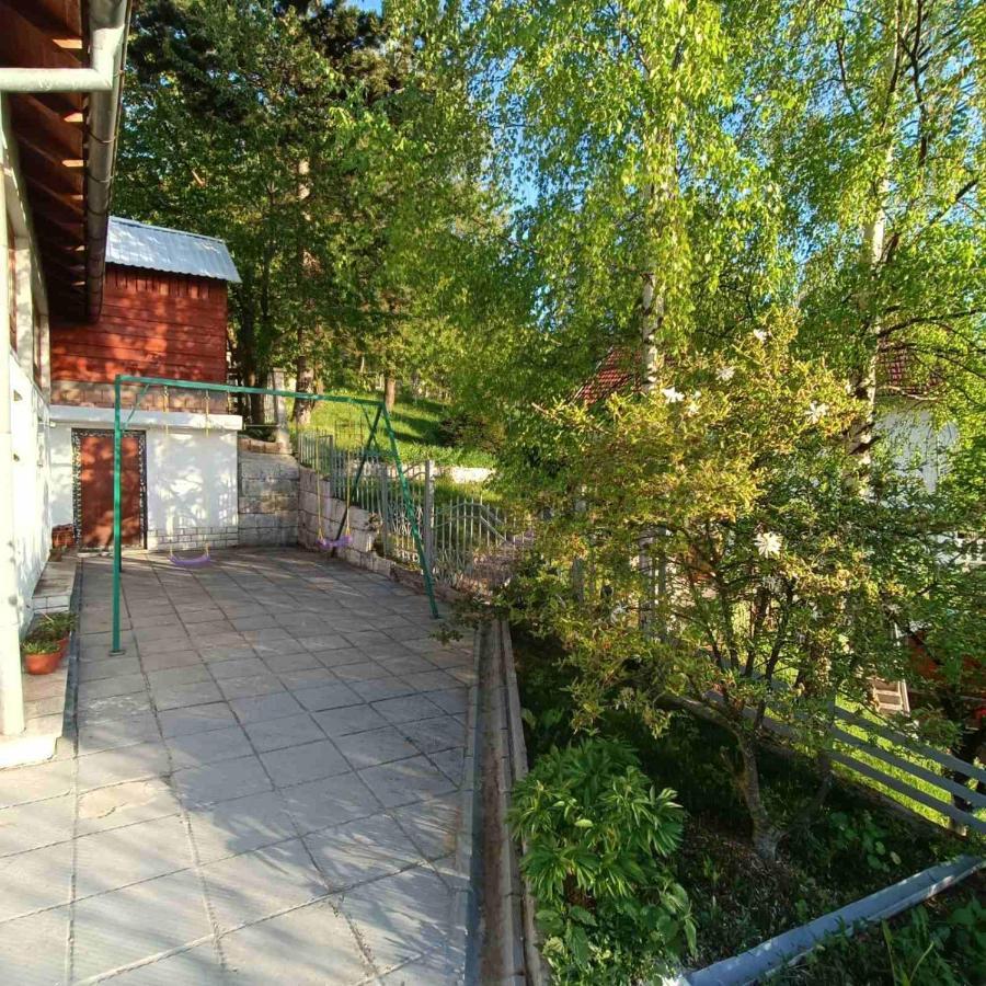 Holiday Home Green Sarajevo Eksteriør billede